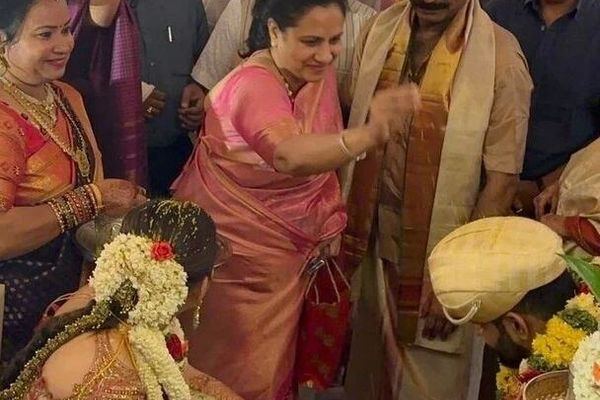 Abishek Ambareesh Tied Knot With Fashion Designer Aviva Bidapa