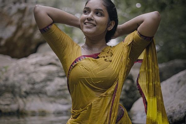 Bhuvaneshwari Rameshbabu Photos