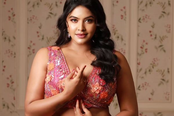 Rachitha Mahalakshmi: லெகங்காவில் ஸ்கோர் செய்யும் ரச்சிதா மகாலட்சுமி.. சினிமாவுக்குப் போனதும் மொத்தமா மாறீட்டாங்க!