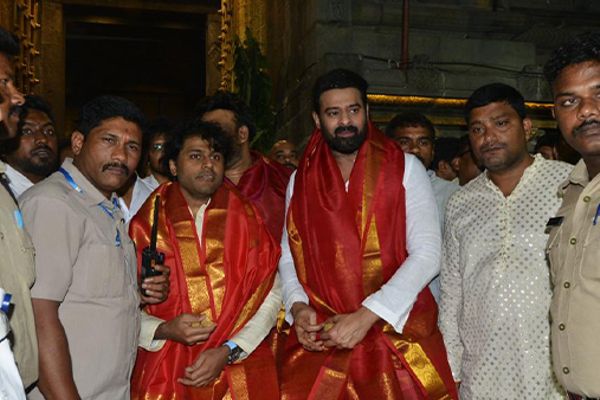 Adipurush Pre Release Event in Tirupati : Prabhas Seeks Blessing at Tirupati