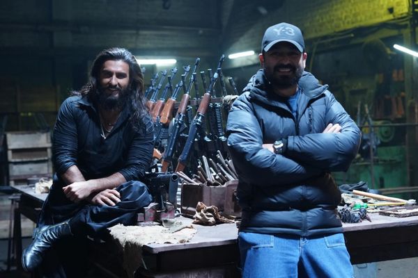 Aditya Dhar's Heartfelt Birthday Wish for Ranveer Singh Brings Dhurandhar Back Into the Spotlight