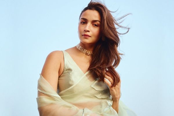 Alia Bhatt Serves Ultimate Wedding Style Goals in Mint Organza Saree