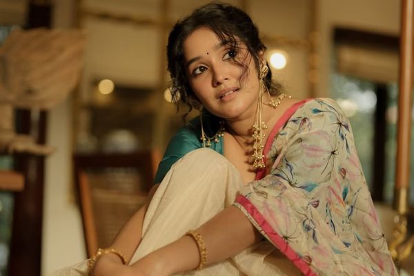 Anikha Surendran Photos