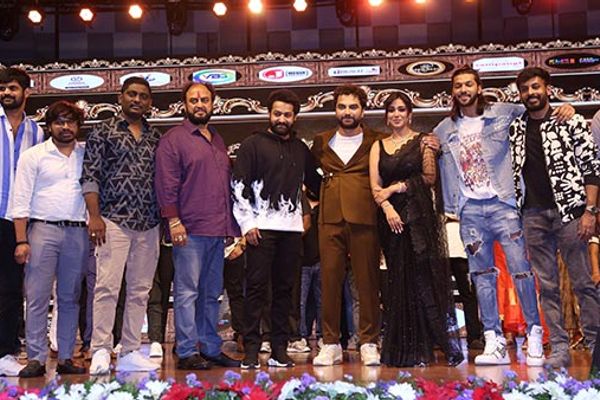 Das Ka Dhamki Movie Pre Release Event