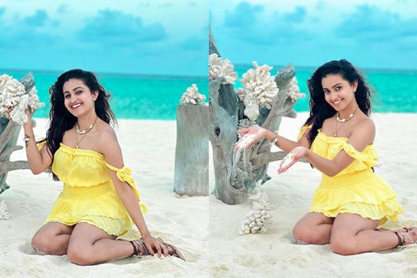 Deepika Pilli Photos