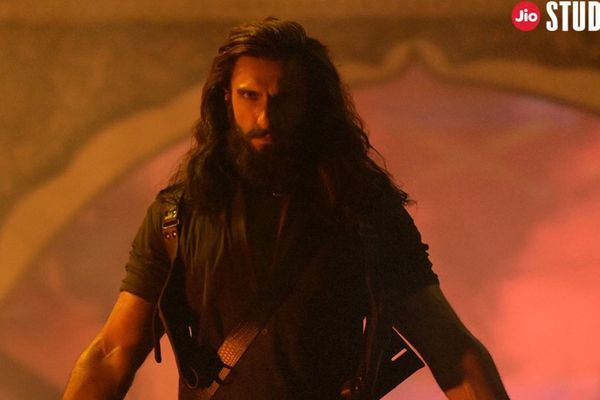 Dhurandhar 2 Box Office Day 25: Crosses ₹1700 Cr, Eyes Pushpa 2 Record