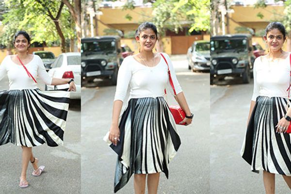 Kalpika Ganesh Photos