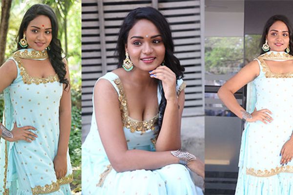 Madhu Priya Photos