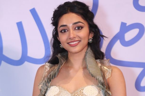 Preity Mukhundhan Photos