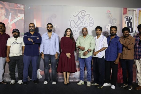 Sathi Leelavathi Movie Trailer Launch Stills