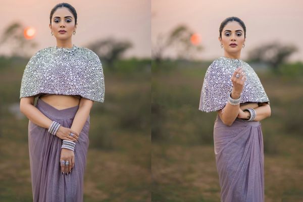 Sreemukhi Turns Heads in Embellished Lavender Saree During Dreamy Sunset Shoot