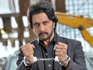 ನಟ ಕಿಚ್ಚ ಸುದೀಪ್ ಕೈಗೆ ಕೋಳ ಯಾಕೆ ಬಿತ್ತೋ?