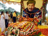 ಅಭಿಮಾನಿಗಳಿಂದ 'ಅಭಿಮಾನ'ದಲ್ಲೇ ಭದ್ರವಾದ ವಿಷ್ಣು ನೆಲೆ!
