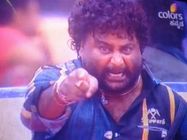 ''ಹೆಣ್ಮಕ್ಕಳ ಕಾಲು ಕತ್ತರಿಸ್ತೀನಿ'' ಎಂದ ಹುಚ್ಚ ವೆಂಕಟ್.!
