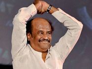 'ಕಬಾಲಿ' ತಣ್ಣಗಾಯ್ತು: ರಜನಿ ಚೆನ್ನೈಗೆ ವಾಪಸ್ ಬಂದ್ರು.!