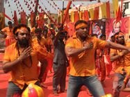 ಸರ್ಜಾ ಕುಟುಂಬದ ಜೊತೆ 'ಚಾಲೆಂಜಿಂಗ್ ಸ್ಟಾರ್ ದರ್ಶನ್' ಹಾಕಿದ್ರು ಹೆಜ್ಜೆ.!