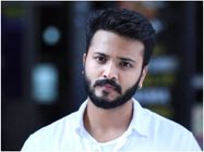 ಹೊಸ ಧಾರಾವಾಹಿಯೊಂದಿಗೆ ಮತ್ತೆ ಬರ್ತಿದ್ದಾರೆ 'ಅಗ್ನಿಸಾಕ್ಷಿ' ಖ್ಯಾತಿಯ ವಿಜಯ್ ಸೂರ್ಯ