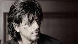 Global Icon of Cinema- शाहरुख खान के फैंस के लिए खुशखबरी, शारजाह में इस Award से नवाजा गया!