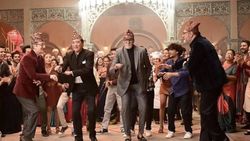 Uunchai Day 1 Box Office: सूरज बड़जात्या की फिल्म ने पहले दिन की अच्छी कमाई, यहां जानें शुक्रवार का कलेक्शन