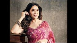 माधुरी दीक्षित ने इस वजह से फिल्म ‘हम साथ-साथ हैं’ में काम करने से किया था मना