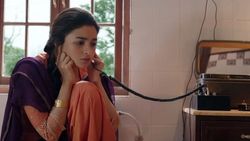 आलिया भट्ट से लेकर कंगना रनौत तक, फिल्मों में इन एक्ट्रेस ने निभाई फ्रीडम फाइटर की भूमिका