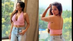 Monalisa ने पिंक ब्रालेट टॉप में शेयर किया बोल्ड लुक, इंटरनेट का बढ़ाया पारा, देखें तस्वीरें