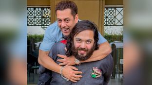'ये आदमी देश को भी उठाएगा..' अनंत अंबानी की पीठ पर दिखे सलमान खान, भाईजान ने लिख डाली ऐसी बात