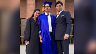 पाक सुपरस्टार फवाद खान का सीना हुआ 56, ग्रेजुएट हुआ बेटा अयान, वायरल हो रही है तस्वीर