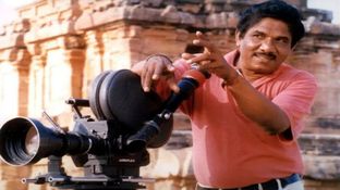 பாரதிராஜாவுக்கு எத்தனை காதல்கள் தெரியுமா?.. முதல் காதலை கடைசிவரை அவர் மறக்கவே இல்ல பாரதிராஜாவுக்கு எத்தனை காதல்கள் தெரியுமா?.. முதல் காதலை கடைசிவரை அவர் மறக்கவே இல்ல