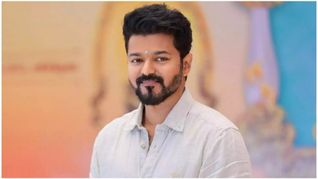 Thalapathy Vijay Net Worth: करोड़ों की संपत्ति के मालिक हैं थलपति विजय, लाखों का खरीद रखा है सोना-चांदी  