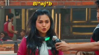 तलाक के ऐलान के बाद असली रंग में आई आकांक्षा चमोला, लैला से बोलीं- Blo*j*b... वीडियो देख सिर पकड़ लेंगे गौरव