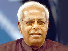 ഗണേഷ് ''അമ്മ''യില്‍ രാഷ്ട്രീയം കലര്‍ത്തുന്നു