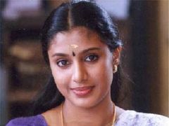 ജനങ്ങള്‍ ഇഷ്ടപ്പെടുന്നിടത്തോളം സിനിമയില്‍ തുടരും - സംയുക്താ വര്‍മ്മ