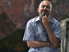 പ്രതീക്ഷയുള്ള മൊട്ടത്തലയന്‍