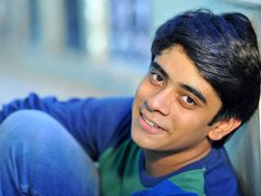 ആദ്യം മോഹന്‍ലാലിന്റെ മകന്‍, പിന്നെ മമ്മൂട്ടിയുടെയും