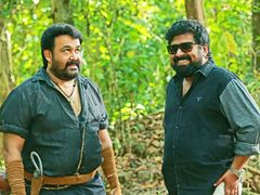 പ്രമുഖ സംവിധായകന്‍ പുലിമുരുകനില്‍ നിന്ന് ലാലിനെ പിന്തിരിപ്പിക്കാന്‍ ശ്രമിച്ചു, എന്നിട്ടും ചെയ്തു!