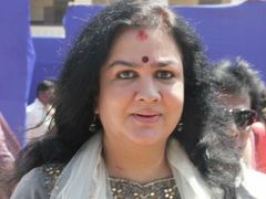 മകളെ ഒരിക്കലും അഭിനയിക്കാന്‍ വിടില്ല, വിവാഹ ശേഷമാണ് ഞാന്‍ മദ്യപിയ്ക്കാന്‍ തുടങ്ങിയത്; ഉര്‍വശി