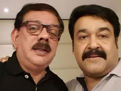 തന്നെ അന്ധമായി വിശ്വസിച്ച രണ്ട് നടന്മാരെ കുറിച്ച് പ്രിയദര്‍ശന്‍, ഒന്ന് മോഹന്‍ലാല്‍, മറ്റേയാള്‍ ആരാ?