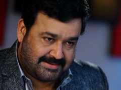 വില്ലന്‍ വേഷങ്ങളില്‍ നിന്ന് മോക്ഷം നല്‍കിയ സംവിധായകന്‍ ചോദിച്ചപ്പോള്‍ മോഹന്‍ലാലിന് ഡേറ്റില്ല!!