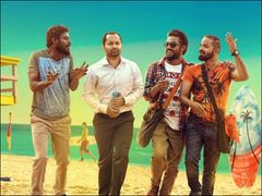 തട്ടിക്കൂട്ടിയ തിരക്കഥയിൽ ഷറഫുദ്ദീന്റെയും വിനായകന്റെയും തേരോട്ടം... ശൈലന്റെ റോൾമോഡൽസ് റിവ്യൂ!!