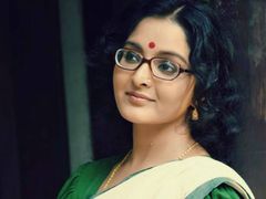 പീഡനക്കേസിലെ പ്രതിക്കൊപ്പം വിടില്ല, മകളെ സ്വന്തമാക്കാന്‍ മഞ്ജു നിയമനടപടി സ്വീകരിക്കുമോ?