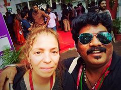 ഐ സ്റ്റിൽ ഹൈഡ് റ്റു സ്മോക്ക്, ഈ ഫിലിം ഫെസ്റ്റിവലിന്റെ മുതൽക്കൂട്ട്... ശൈലന്റെ റിവ്യു!! 