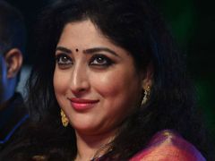 മോഹന്‍ലാലിനെ വിവാഹം കഴിക്കാനാഗ്രഹിച്ച ലക്ഷ്മി ഗോപാല സ്വാമി ഇതുവരെ വിവാഹം കഴിക്കാത്തതിന് കാരണം?