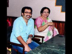 പൃഥ്വിയുടെ ലംബോര്‍ഗിനി വീട്ടിലെത്താത്തതിന് പിന്നിലെ കാരണത്തെക്കുറിച്ച് മല്ലിക സുകുമാരന്‍!