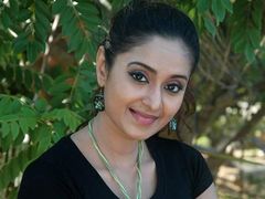 മലയാളത്തില്‍ ശക്തമായ കഥാപാത്രങ്ങള്‍ കിട്ടിയില്ല; വ്യക്തി ജീവിതവും സിനിമയും; മനസ് തുറന്ന് ചാര്‍മിള