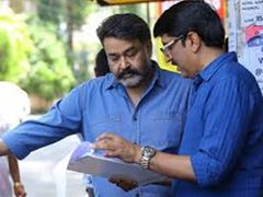മോഹന്‍ലാലിനെ മടുത്തോ? ബി ഉണ്ണിക്കൃഷ്ണന്റെ അടുത്ത ചിത്രത്തില്‍ നായകനായി ദിലീപ്?