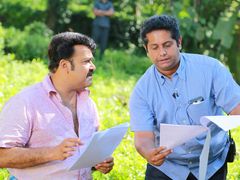 താരപുത്രന്മാരെക്കാള്‍ ഭാഗ്യം മോഹന്‍ലാലിനാണോ? ദൃശ്യത്തിന് ശേഷം വീണ്ടും കൂട്ടുകെട്ട് ഒന്നിക്കുന്നു!!