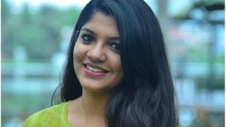 റൊമാന്‍സ് ചെയ്യാന്‍ ബുദ്ധിമുട്ടാണ്, കാരണം എന്റെ മുയല്‍ പല്ലുകള്‍; മനസ് തുറന്ന് അപര്‍ണ ബാലമുരളി