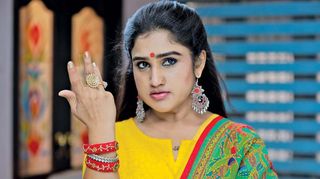 നടിമാര്‍ തന്നെയാണ് പ്രശ്‌നം; ബി ബി ജോഡികള്‍ എന്ന പരിപാടിയില്‍ നിന്നും പുറത്ത് പോവുകയാണെന്ന് നടി വനിത