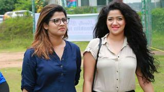  അഭിരാമിയെ വെളളത്തിൽ  തള്ളിയിട്ട്  ചേച്ചി അമൃത സുരേഷ് , കുളത്തിലെ ആഘോഷം, വൈറലാവുന്നു